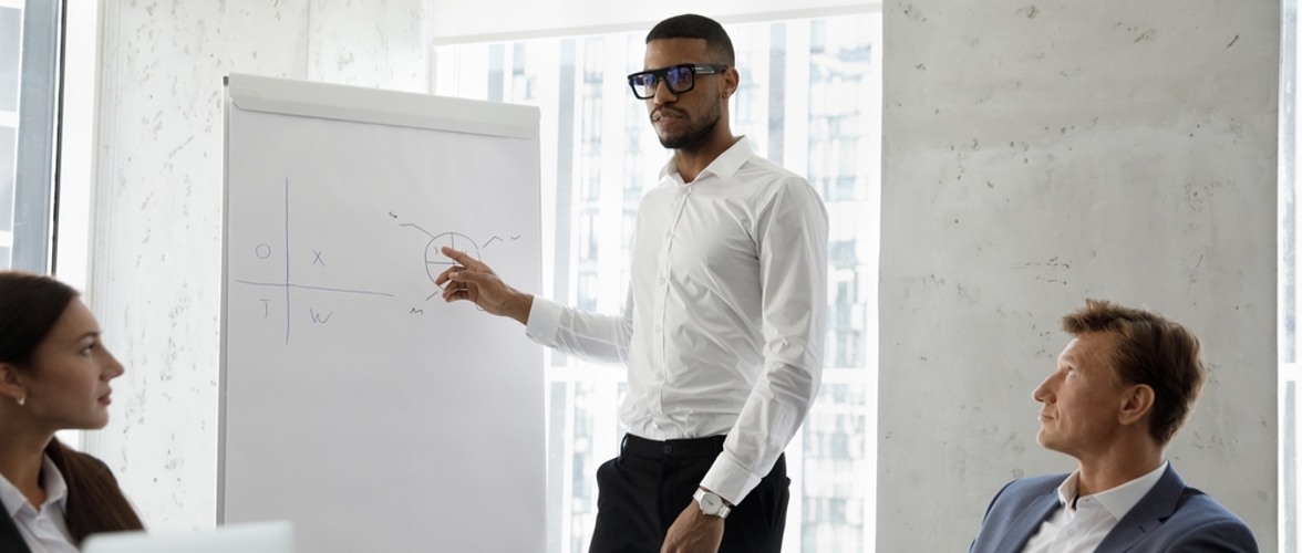 How To Use Industry Research To Level Up Your Sales Conversations